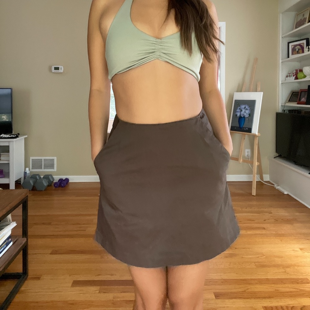 Adidas brown athletic active skirt with pockets and shorts skort